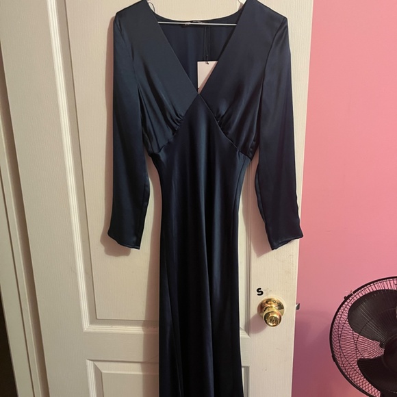 Brand new Zara satin dress - Picture 9 of 9
